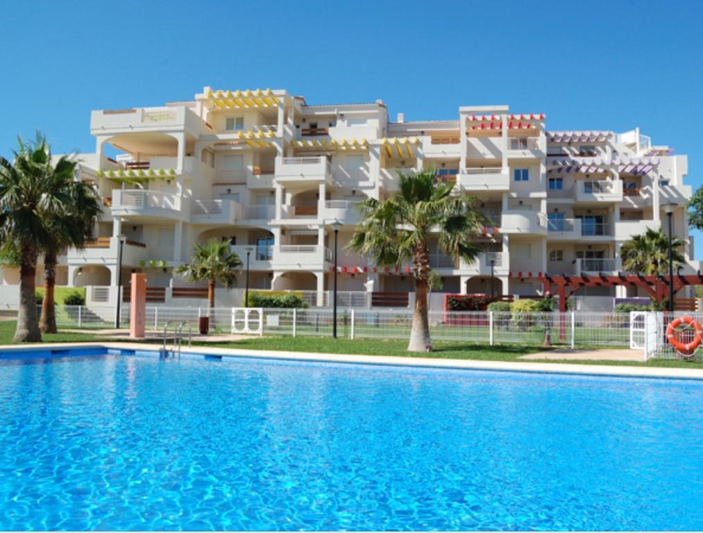 Playa Sol Apartment دينايا المظهر الخارجي الصورة